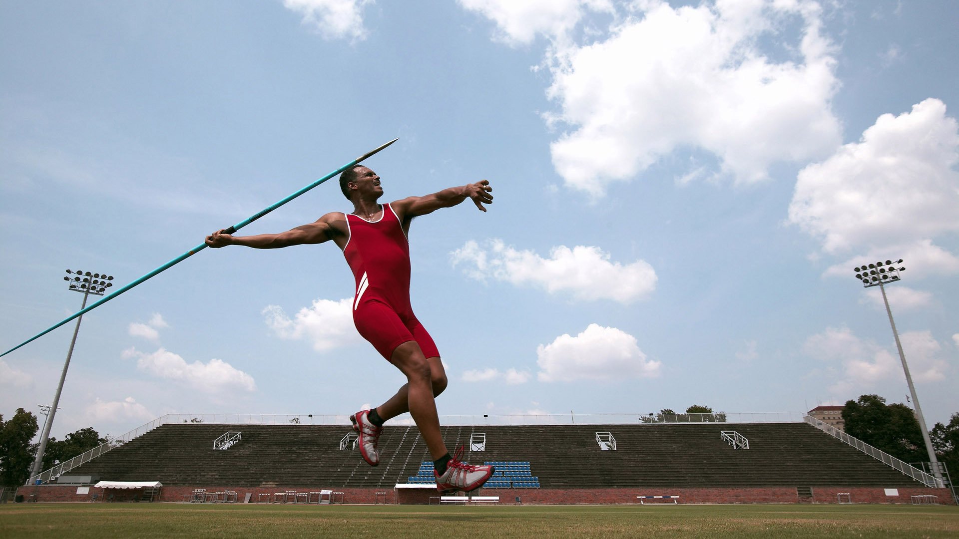 排球赛场焦点!比利时队对阵俄罗斯队,超级对决,球迷热情点燃赛场